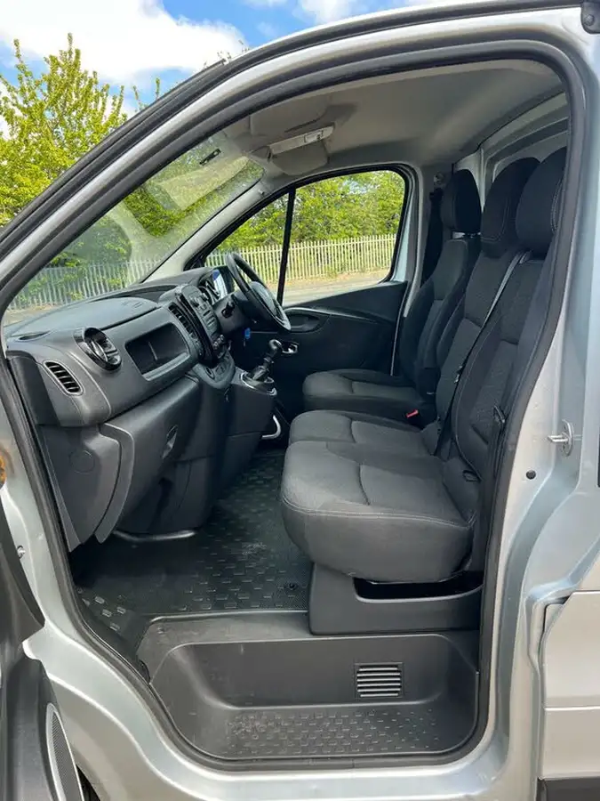 2019-vauxhall-vivaro-16cdti-2700-l1h1-125pseu6-biturbo-ss-ecotec-big-19