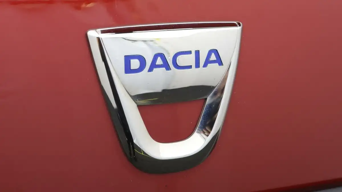 2022-dacia-duster-13-tce-prestige-150bhp-edc-big-19