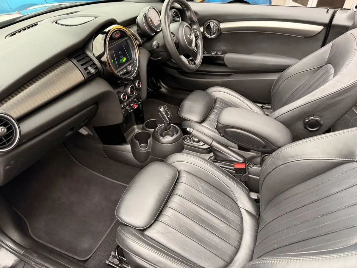 2020-mini-cooper-15-cooper-exclusive-convertible-2d-auto-big-17