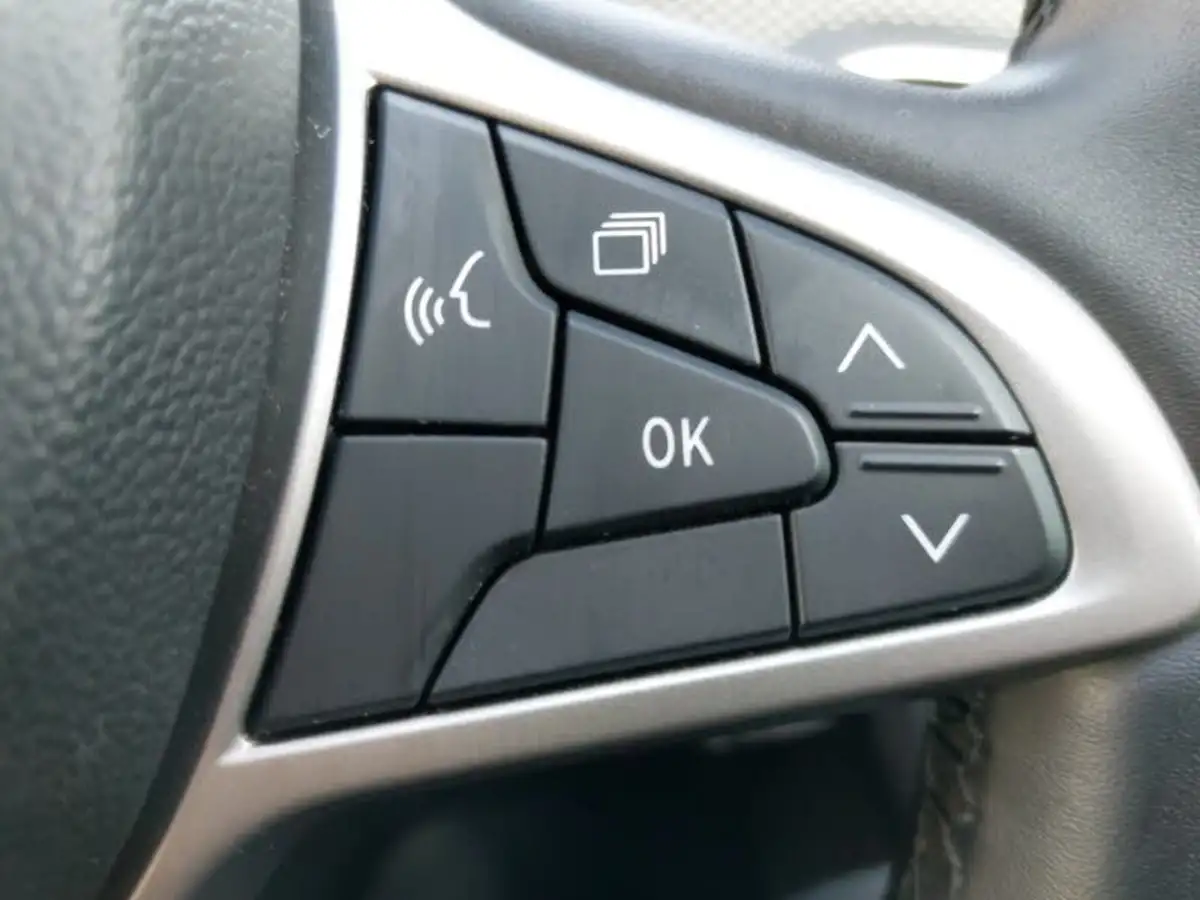 2023-dacia-sandero-10-tce-expression-90bhp-big-11