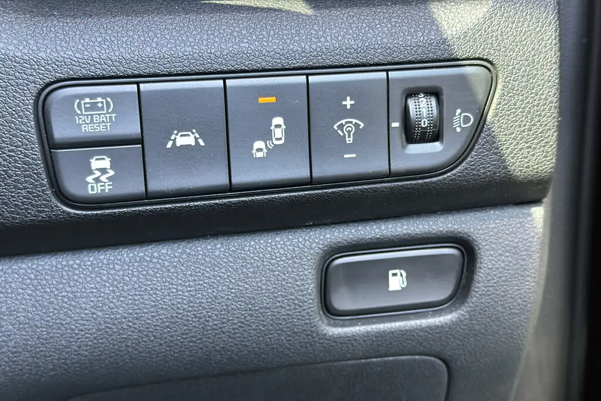 2022-kia-niro-16-gdi-4-139bhp-132kwh-big-23