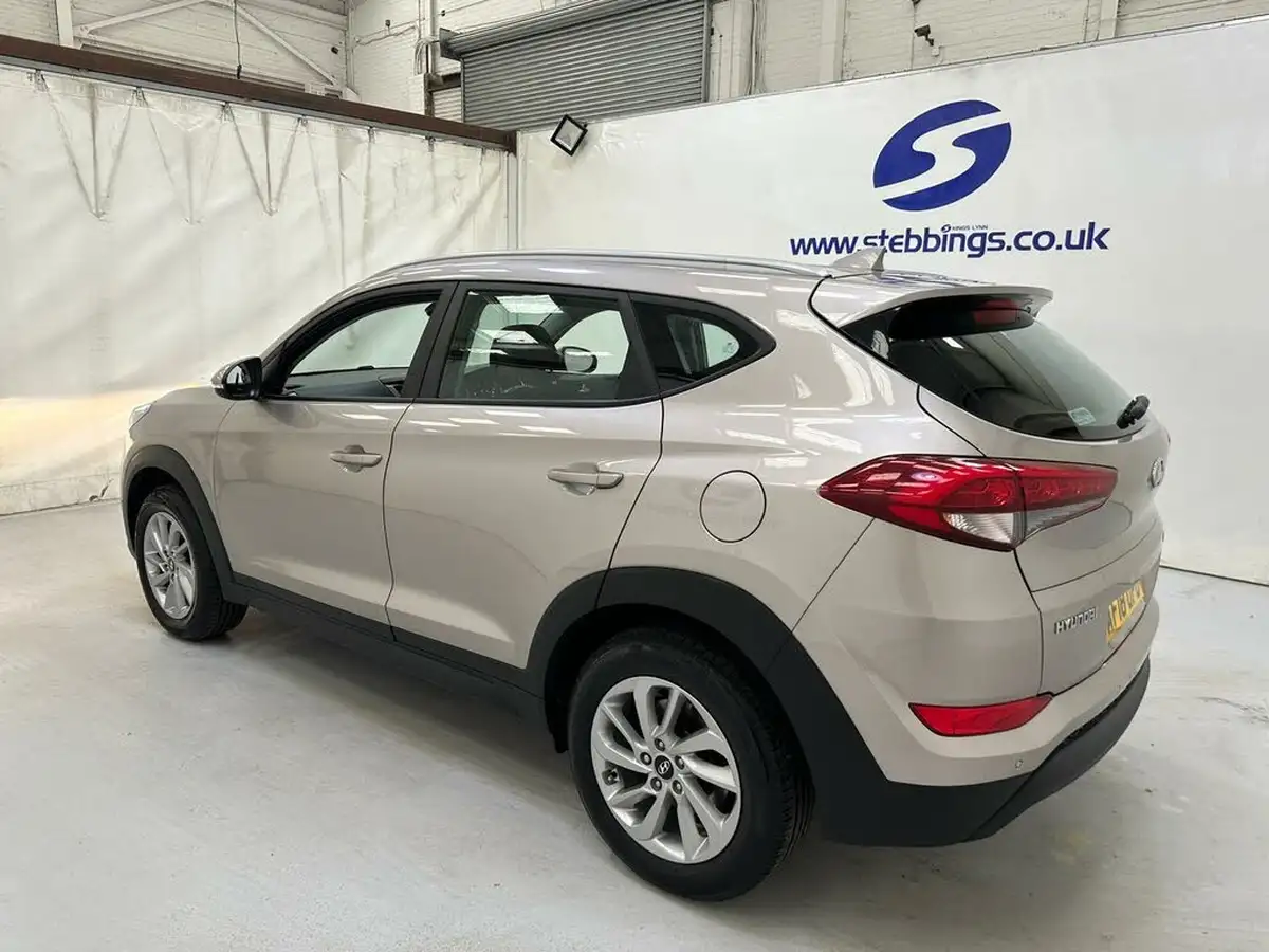 2018-hyundai-tucson-16-gdi-blue-drive-se-nav-big-4