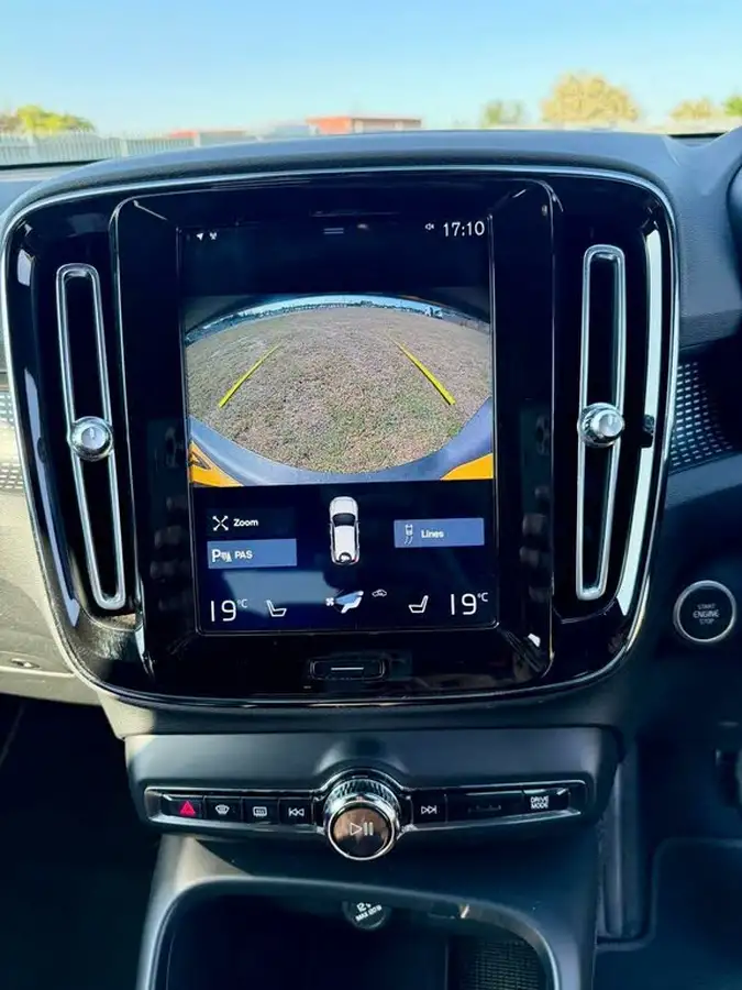 2020-volvo-xc40-15-t5-r-design-plug-in-hybrid-big-26