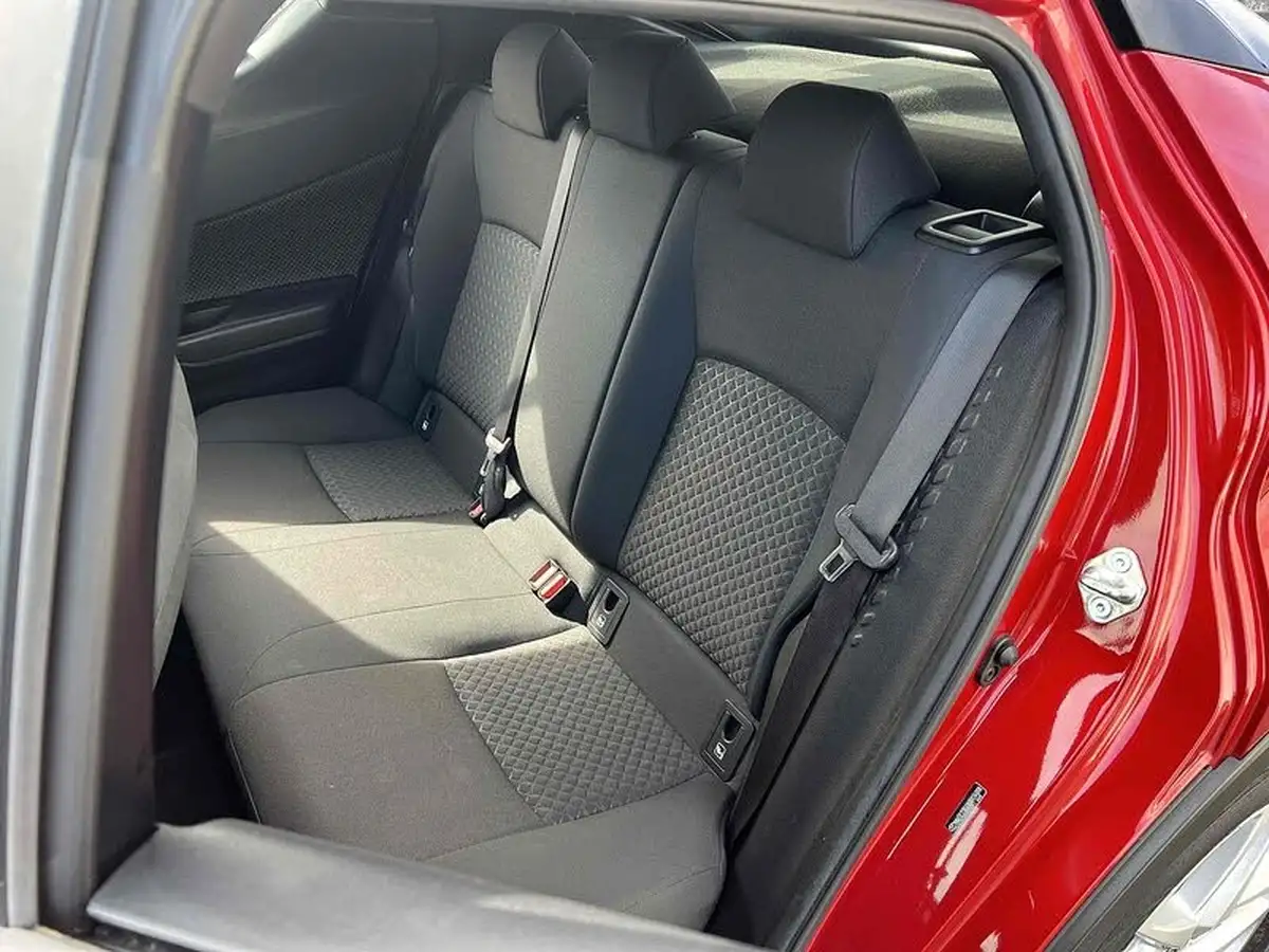 2020-toyota-c-hr-18-vvt-i-icon-parking-pack-big-26