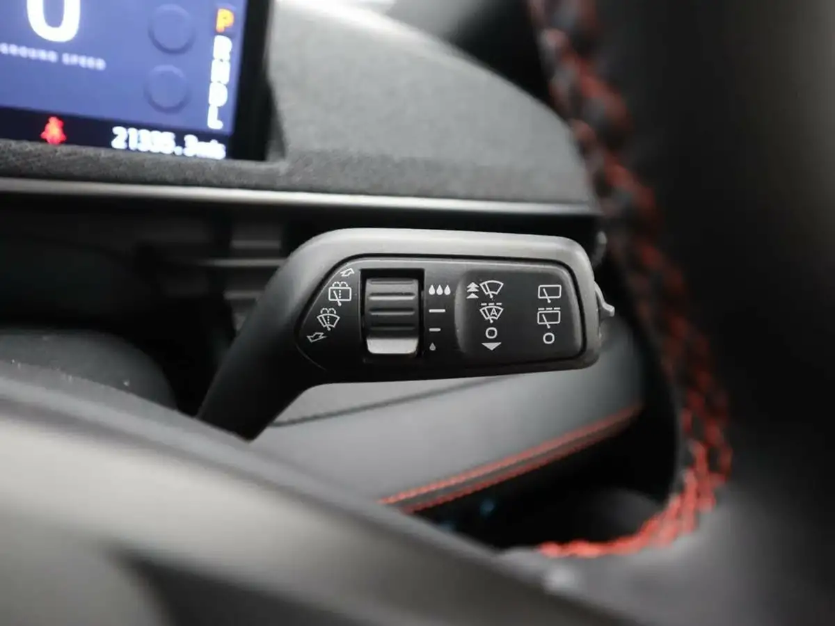 2022-ford-mustang-mach-e-e-standard-range-awd-big-34