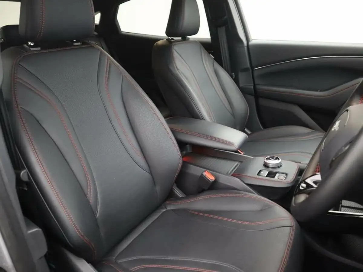 2022-ford-mustang-mach-e-e-standard-range-awd-big-10