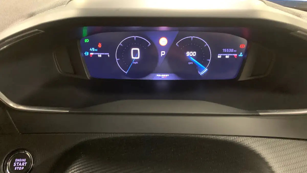 2024-peugeot-2008-suv-12-puretech-allure-130ps-eat8-big-12