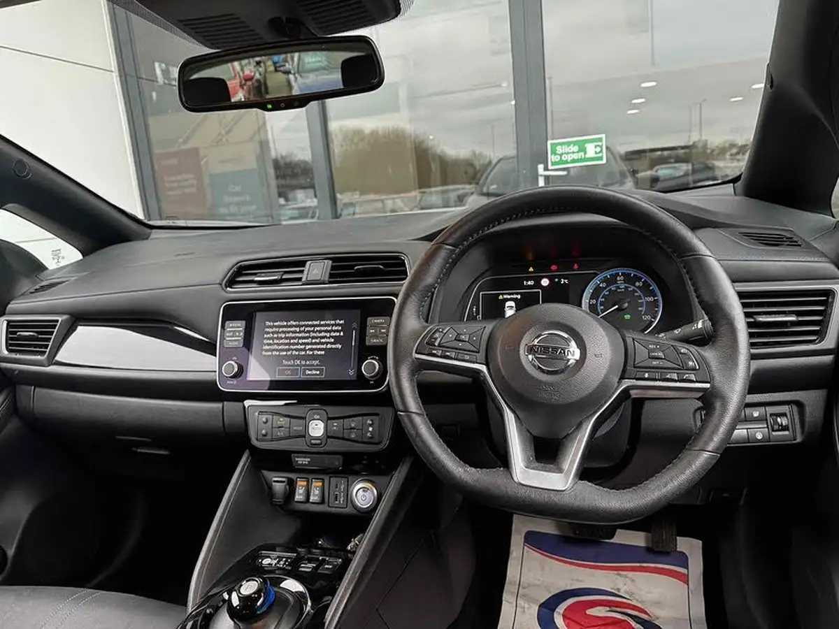2021-nissan-leaf-e-e-n-connecta-big-36