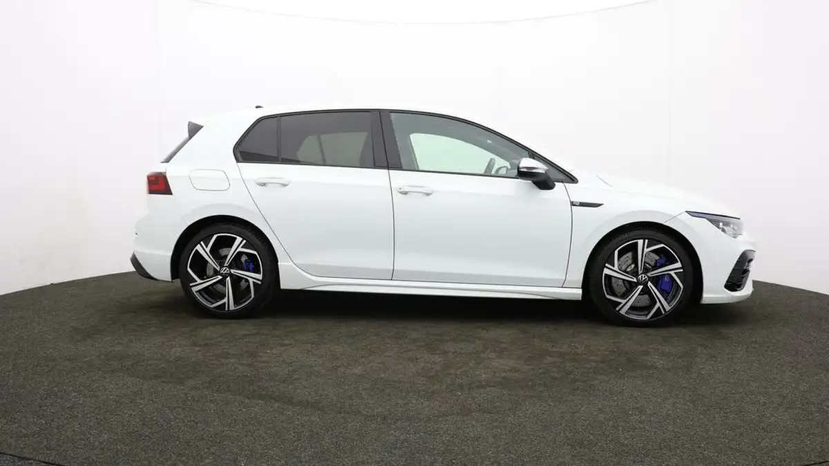 2023-volkswagen-golf-20-tsi-r-320ps-hatchback-big-38