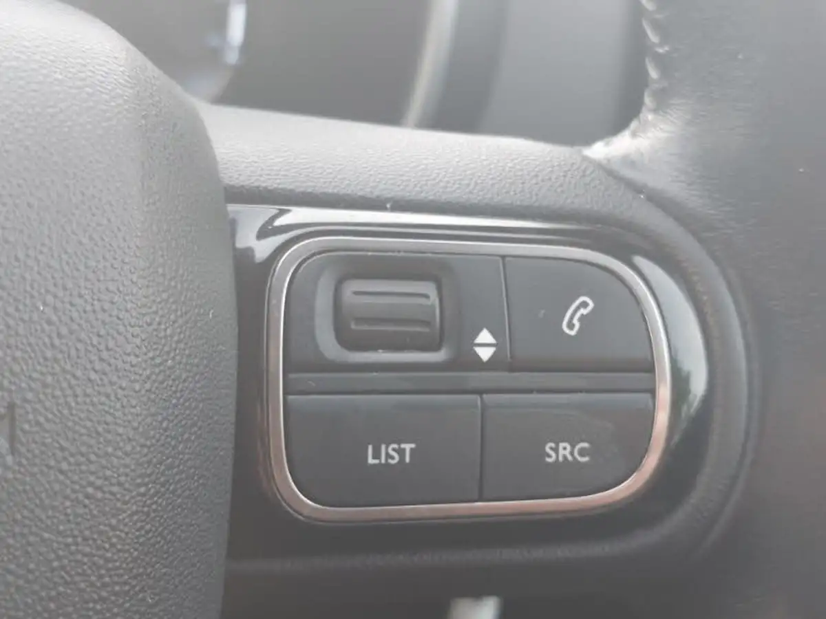2019-citroen-c5-aircross-12-puretech-flair-big-13