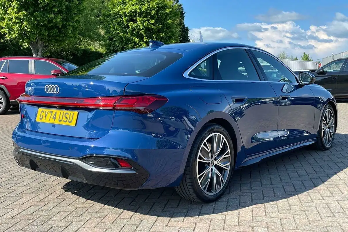 2024-audi-a5-20-tdi-edition-1-saloon-big-3