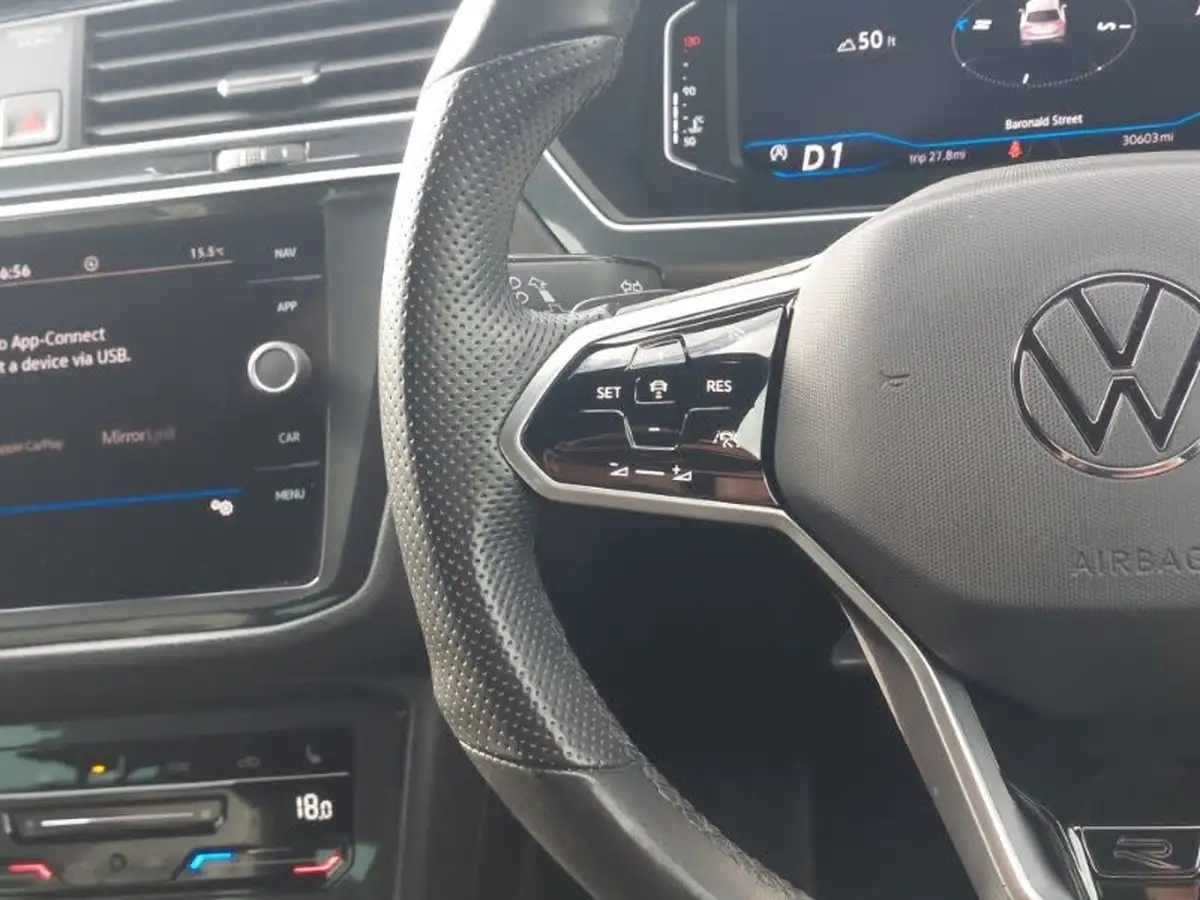 2020-volkswagen-tiguan-15-tsi-r-line-big-17