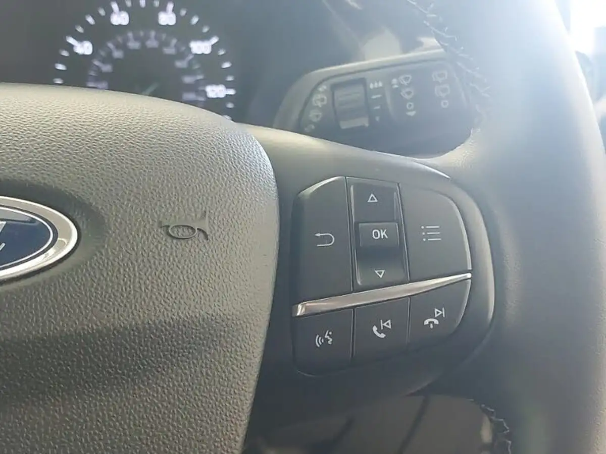 2019-ford-fiesta-10t-active-x-125ps-big-13