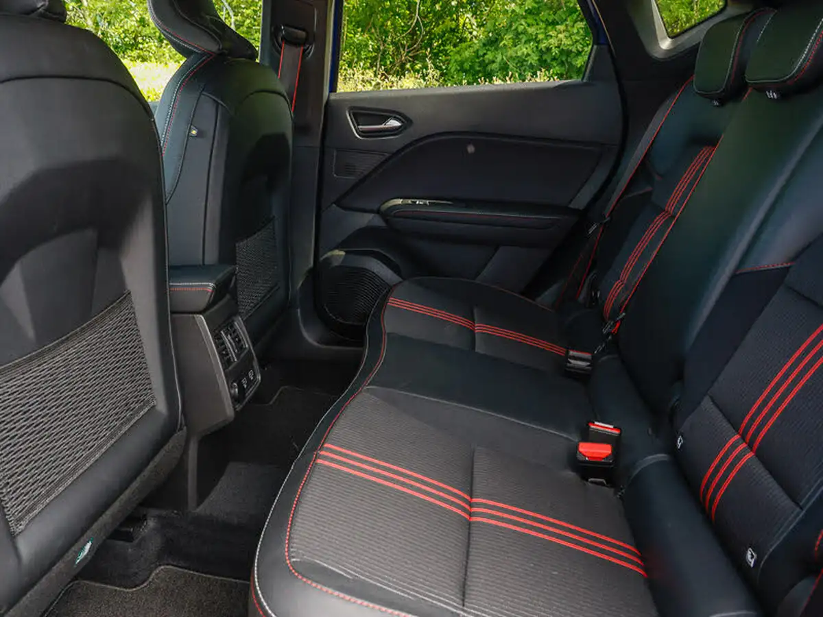 2021-renault-captur-13-tce-rs-line-edc-auto-big-5