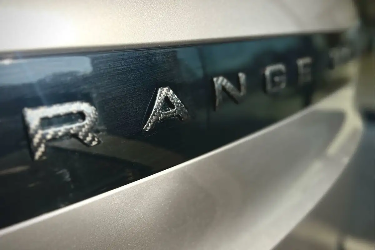 2024-land-rover-range-rover-sport-44-p635-sv-edition-one-gloss-paint-big-12
