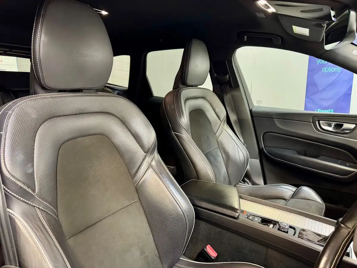 2018-volvo-xc60-20td-d5-r-design-powerpulse-4x4-big-15