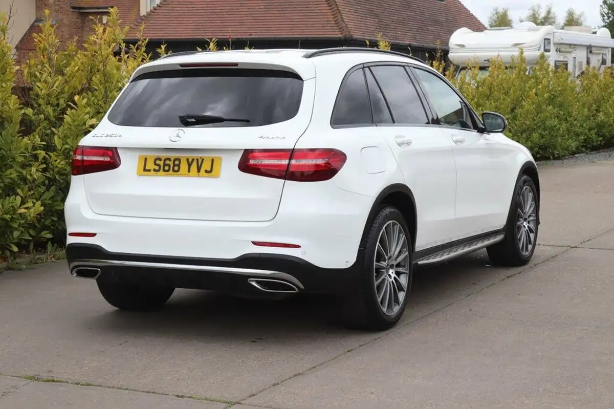 2018-mercedes-benz-glc-class-21d-glc250d-amg-line-ss-station-wagon-5d-big-13