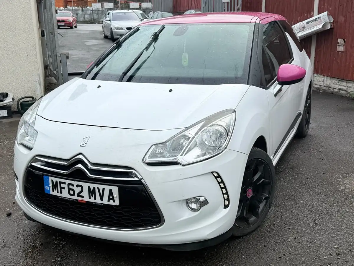 2012-citroen-ds3-16-dstyle-plus-big-9