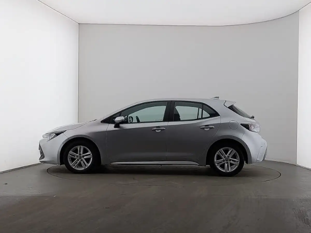 2022-toyota-corolla-20-vvt-i-icon-tech-hatchback-big-3