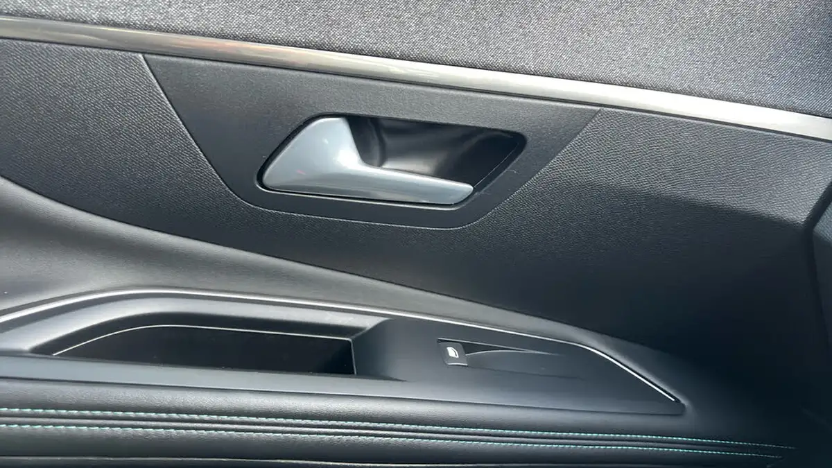 2021-peugeot-3008-suv-15-bluehdi-allure-premium-eat8-big-40