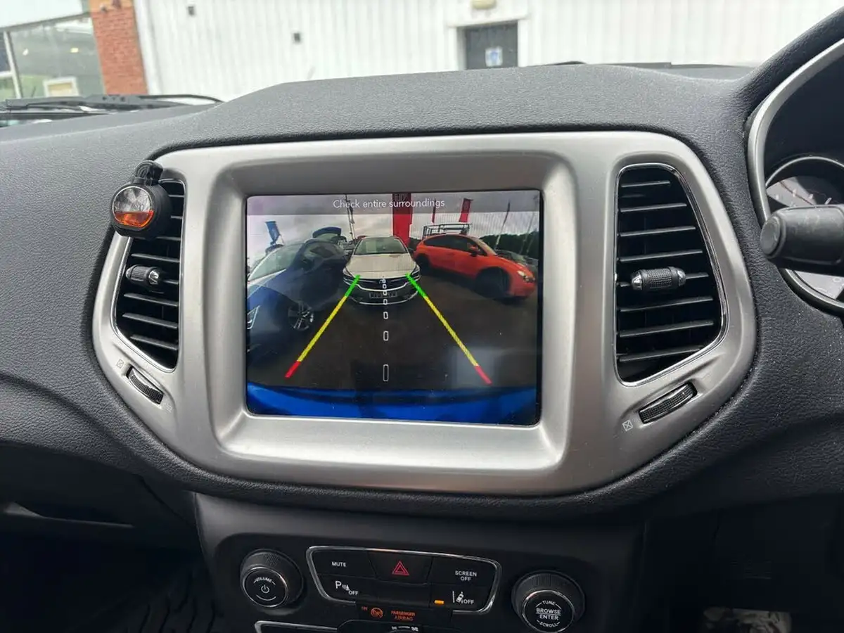 2019-jeep-compass-14-multiair-ii-longitude-big-32