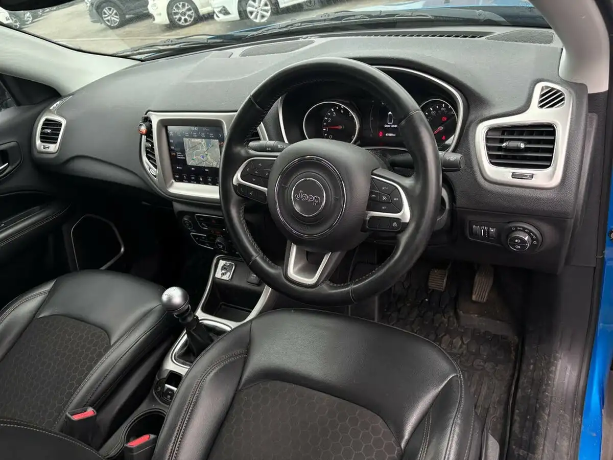 2019-jeep-compass-14-multiair-ii-longitude-big-8