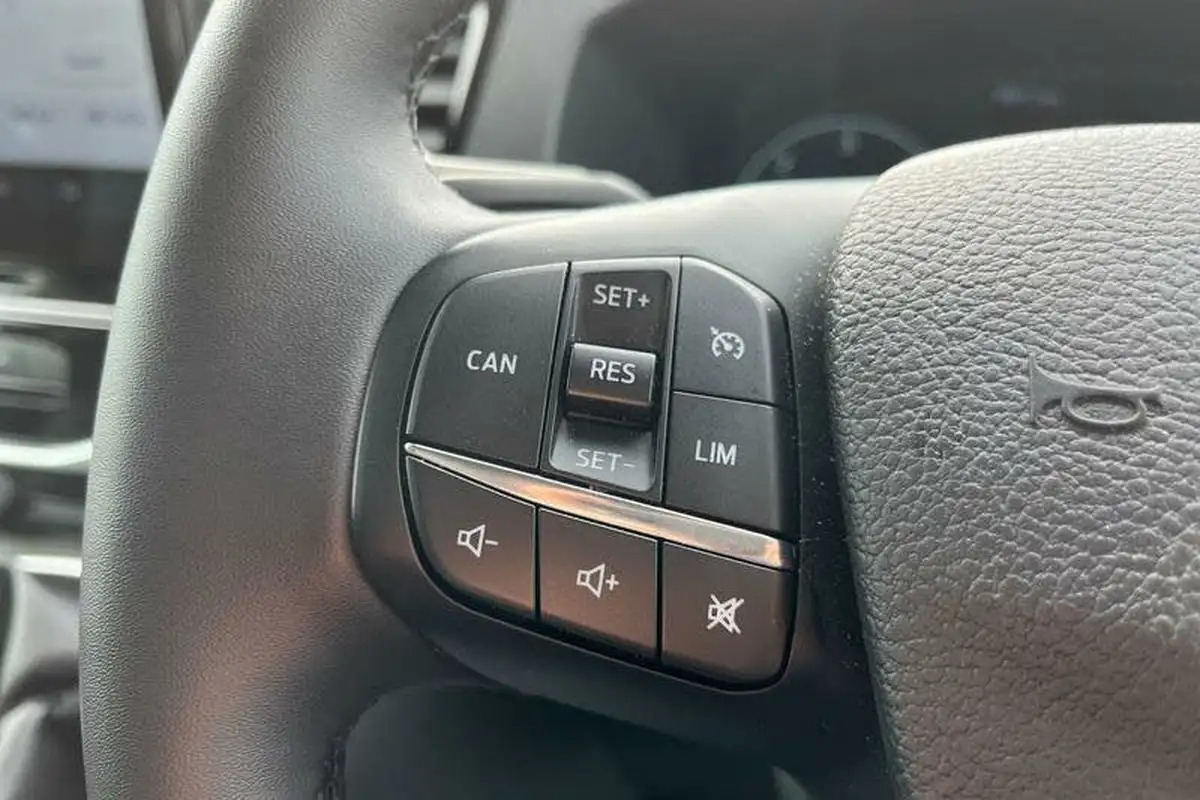 2024-ford-transit-20tdci-350-l4h3-leader-170pseu6d-panel-van-big-21