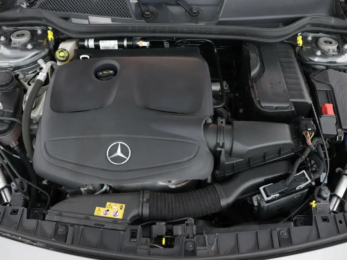 2020-mercedes-benz-gla-class-16-gla-180-urban-edition-7g-dct-big-50