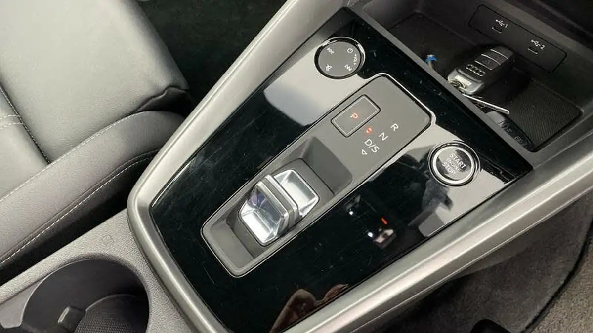 2021-audi-a3-14-40-tfsi-e-s-line-big-6