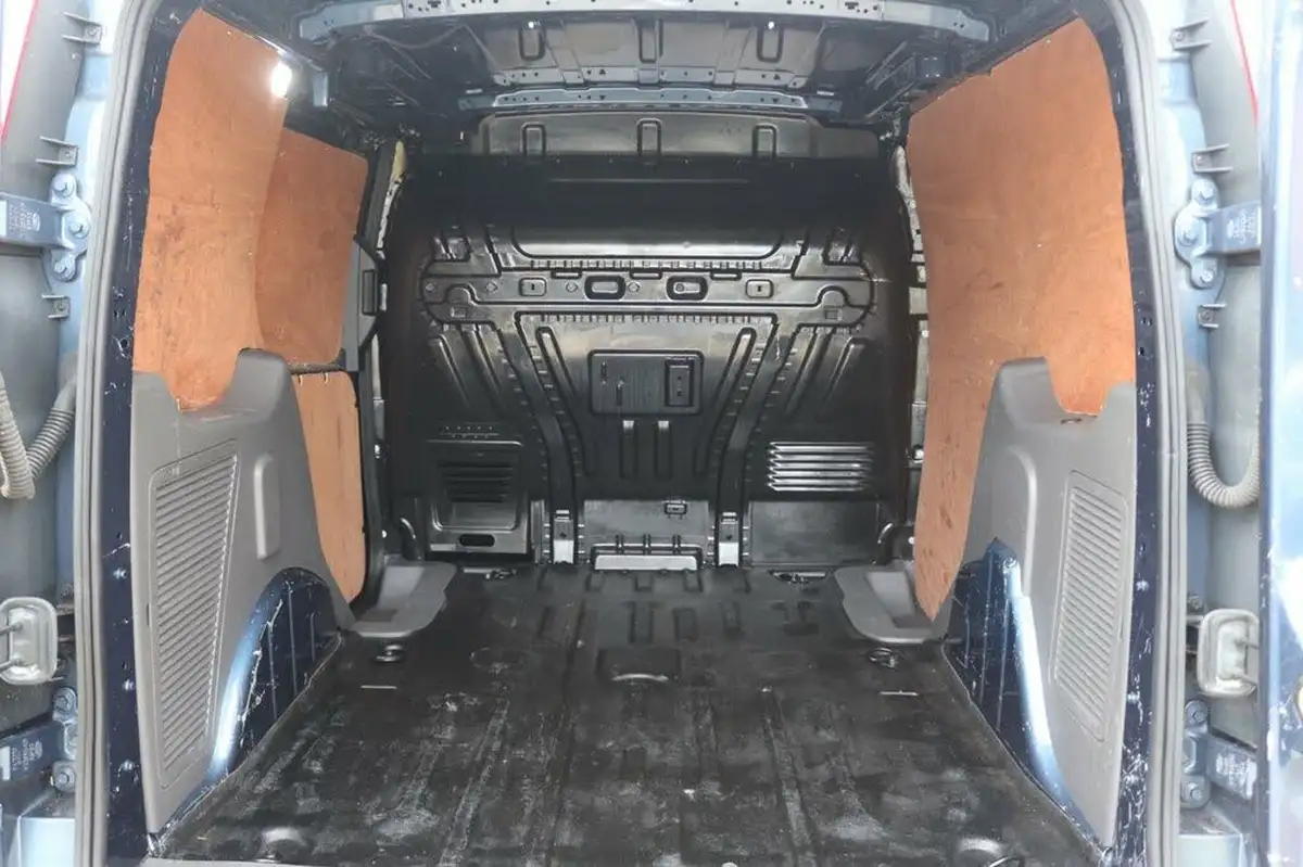 2020-ford-transit-connect-15-ecoblue-l1-200-limited-auto-big-17