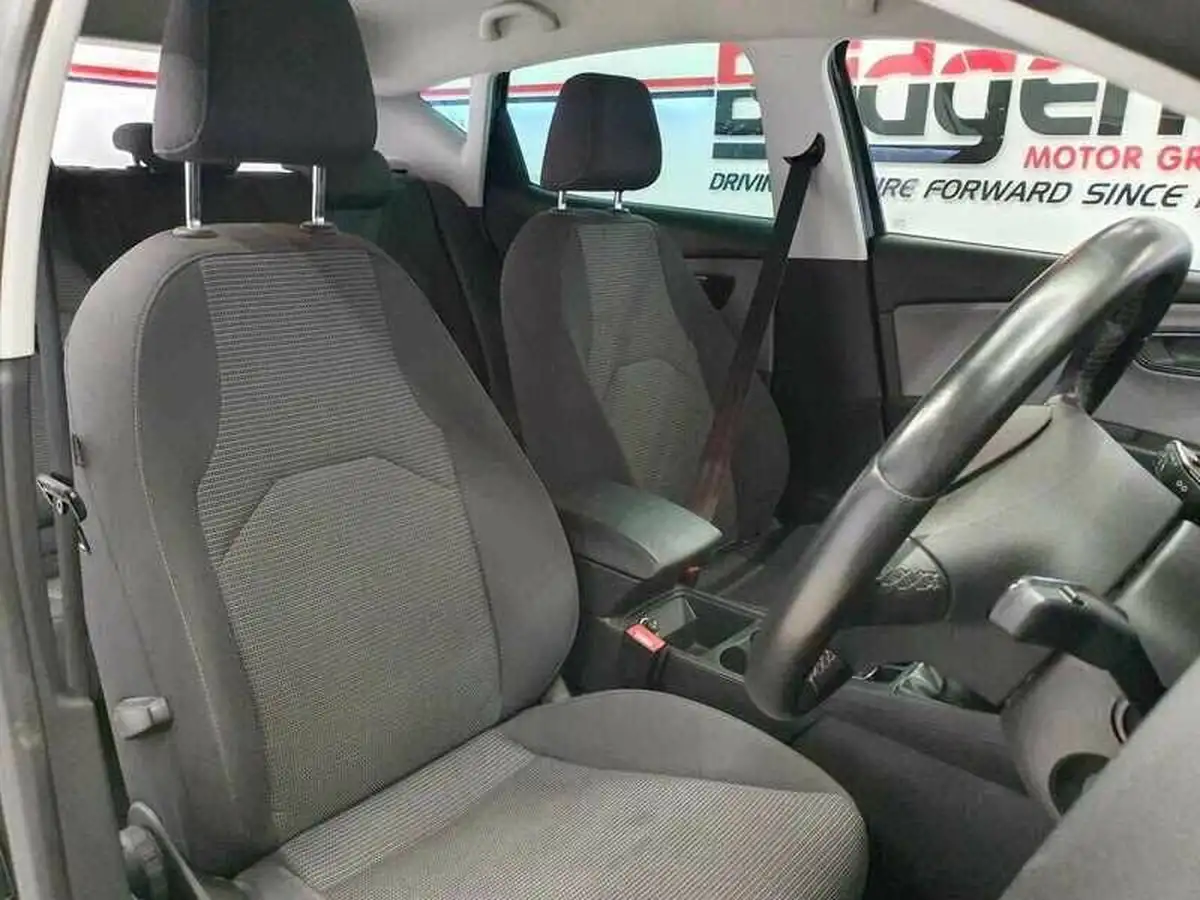 2019-seat-leon-15-tsi-evo-se-dynamic-hatchback-big-13