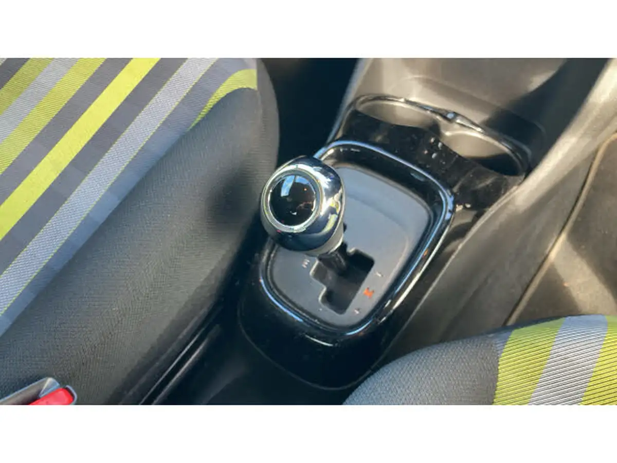 2019-peugeot-108-10-collection-hatchback-2-tronic-big-12