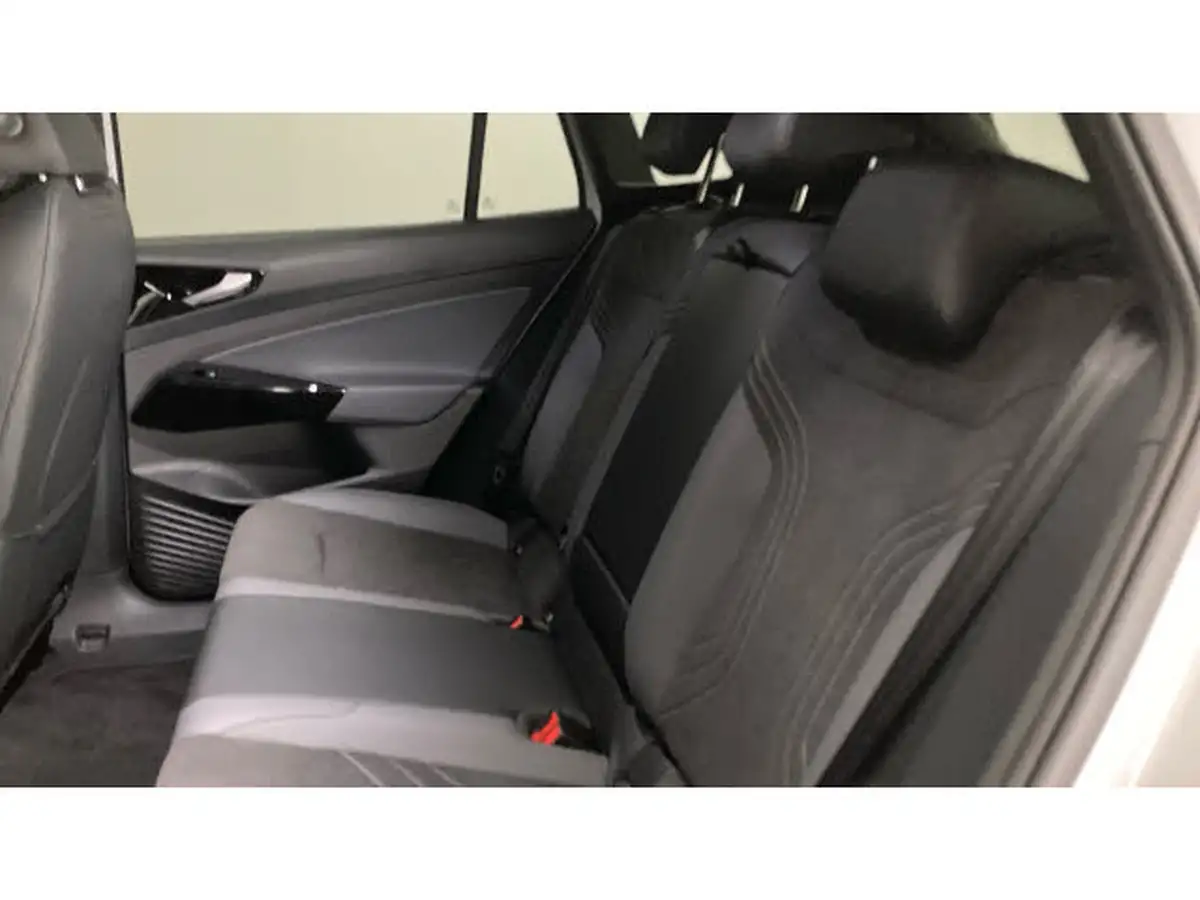 2025-volkswagen-id4-e-match-286ps-77kwh-pro-big-15