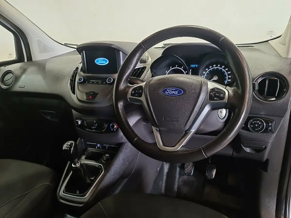 2022-ford-transit-courier-10t-limited-ecoboost-big-4