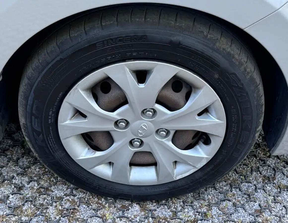 2016-hyundai-i10-12-se-big-40