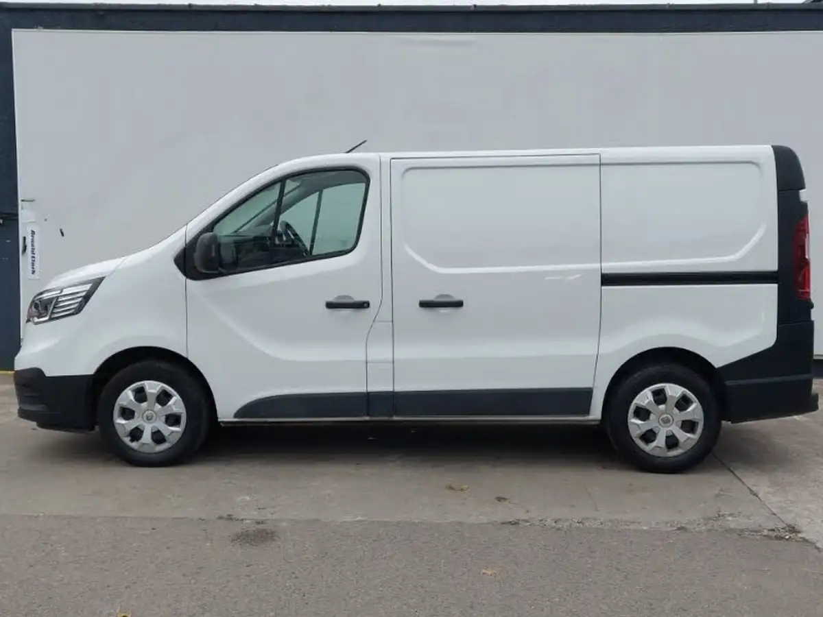 2022-renault-trafic-20dci-sl28-130-business-big-3