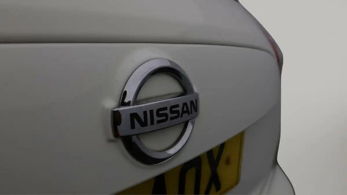 2019-nissan-juke-16-tekna-112ps-xtronic-cvt-big-19