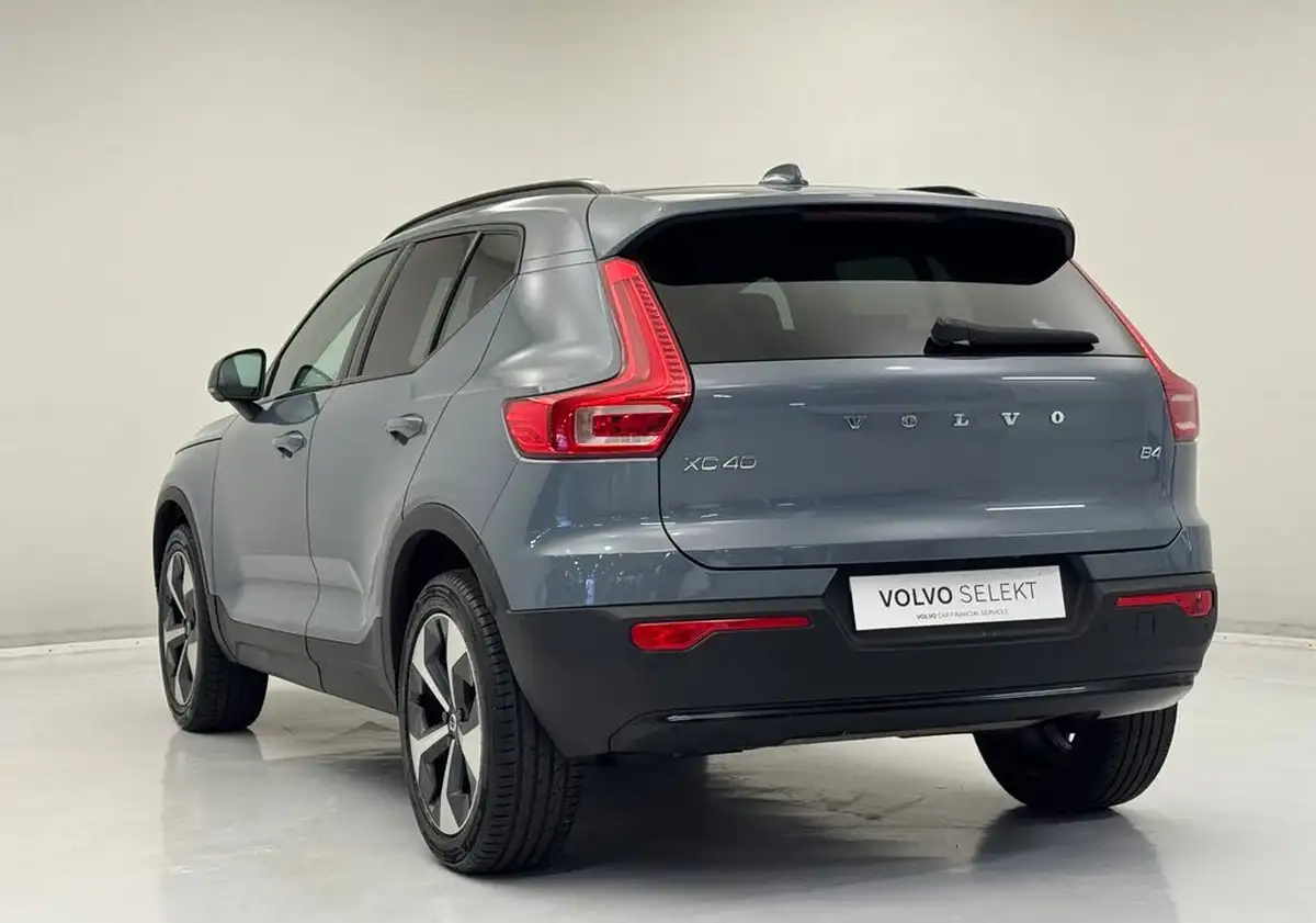 2023-volvo-xc40-20-b4-ultimate-big-7