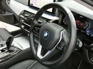 2022-bmw-5-series-20-530e-se-touring-5d-small-46