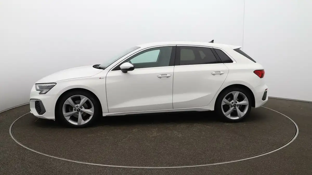 2022-audi-a3-15-35-tfsi-s-line-sportback-5d-tronic-big-4