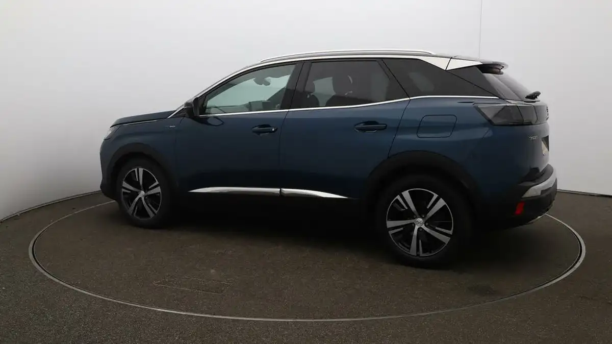 2022-peugeot-3008-suv-16-puretech-gt-225bhp-hybrid-e-eat8-big-46