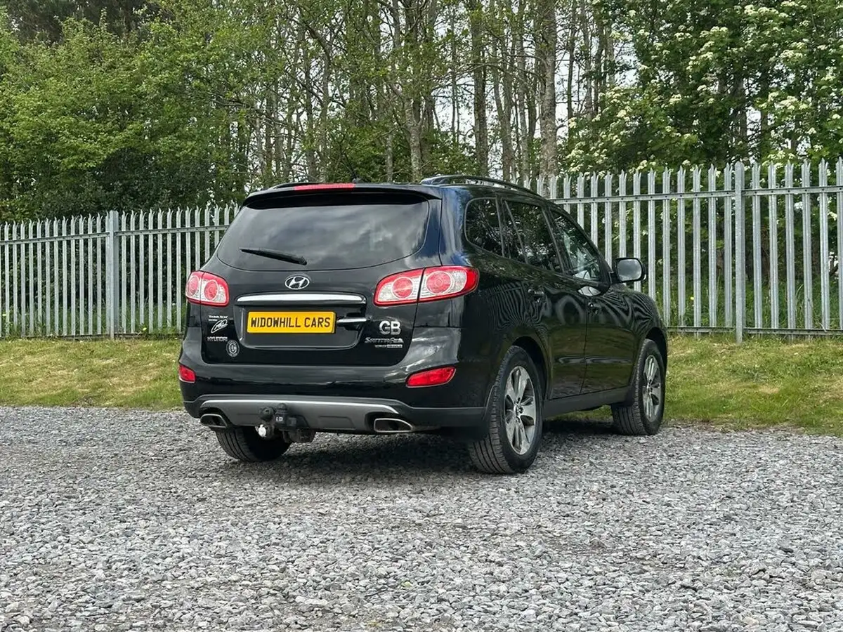 2012-hyundai-santa-fe-22td-premium-7st-big-2
