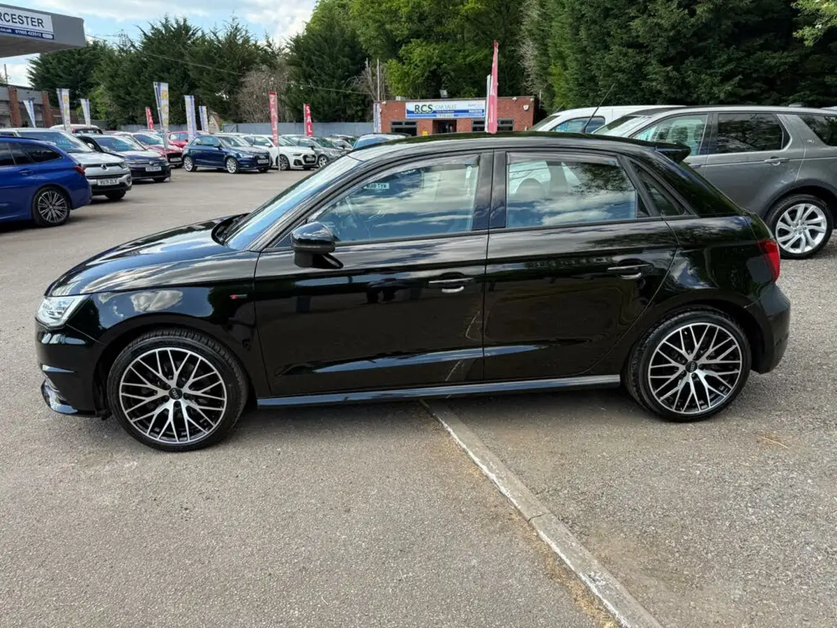2018-audi-a1-16tdi-s-line-nav-sportback-5d-tronic-big-6
