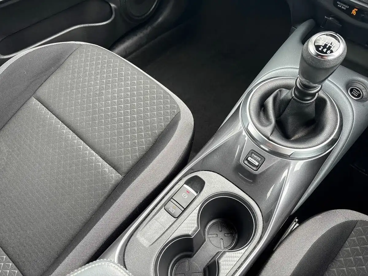 2022-nissan-juke-10-dig-t-n-connecta-big-38
