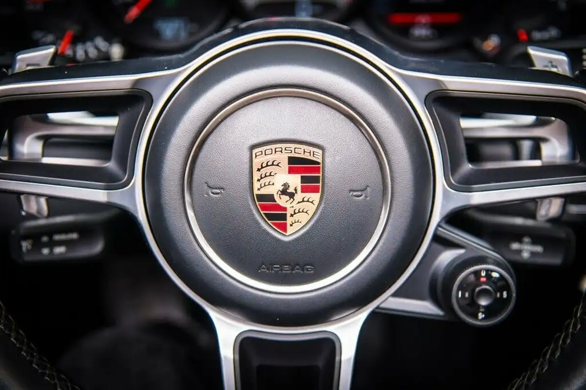 2016-porsche-911-30-carrera-s-cabriolet-pdk-big-14