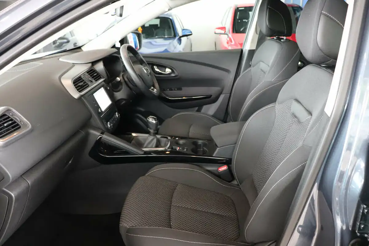 2017-renault-kadjar-15dci-dynamique-nav-energy-ss-big-48