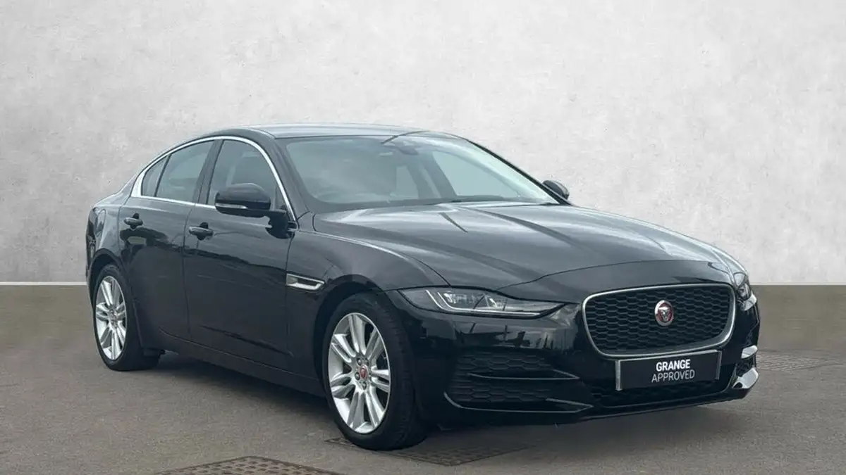 2020-jaguar-xe-20d-se-big-0