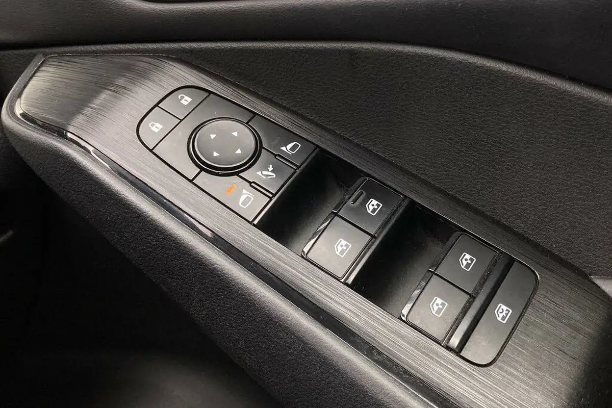 2022-nissan-qashqai-13-dig-t-acenta-premium-158ps-big-32