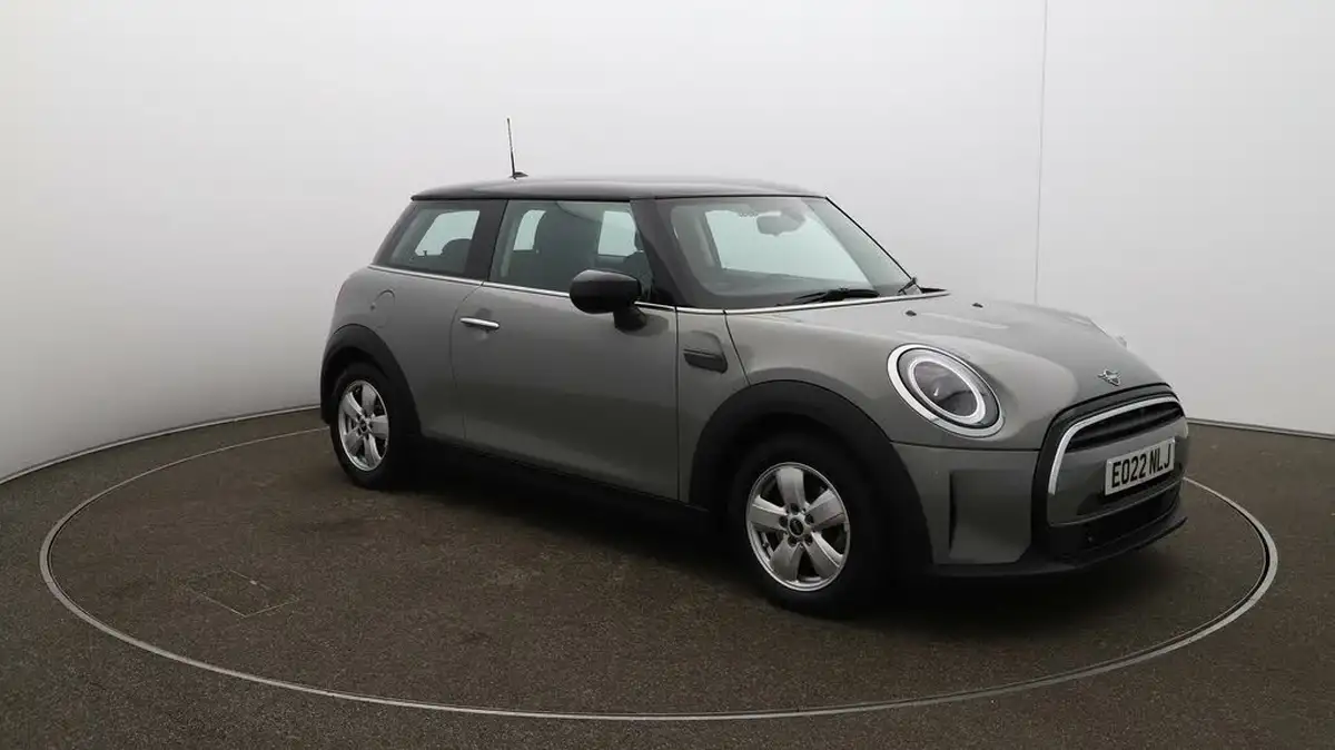 2022-mini-cooper-15-cooper-classic-hatchback-3d-auto-big-42