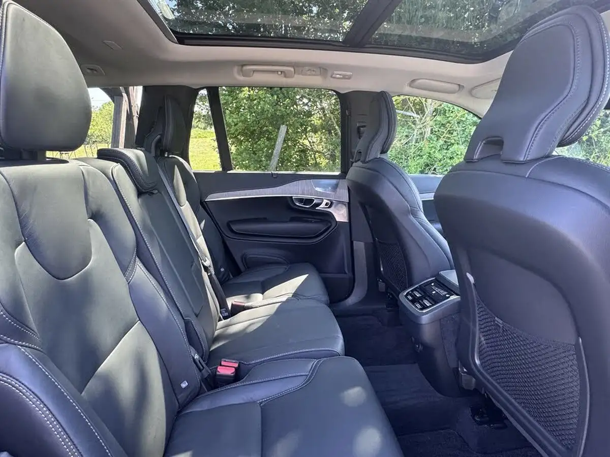 2022-volvo-xc90-20-b5-ultimate-big-16